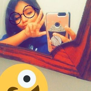 Meet your Posher, Monica